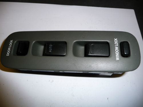 grand vitara door switch 2000.JPG