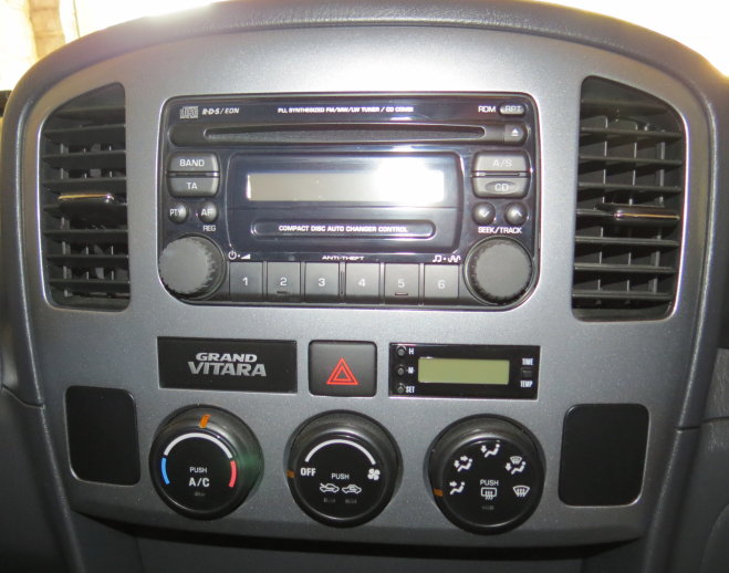 Grand Vitara Console.jpg